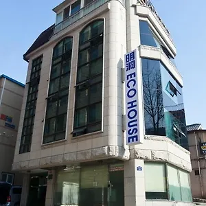Pensjonat Myeongdong Ecohouse, Seul