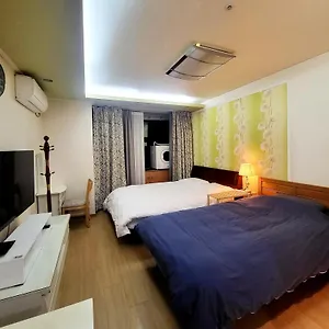칸 아파트